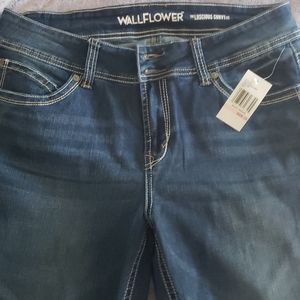 NWT WALLFLOWER LUSCIOUS CURVY FIT SIZE 13 SHORT